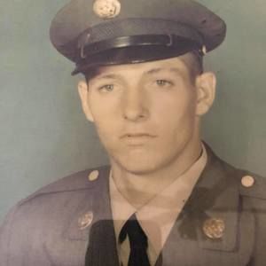 Meet your Posher, Lee